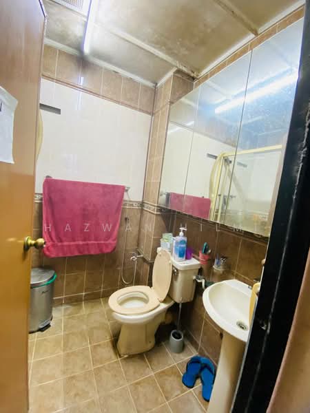 Rumah Teres 2 Tingkat untuk Dijual di Taman Tun Dr Ismail (Kuala Lumpur) - Hazwan Hilmi - Bathroom - PropertyGuru.com.my