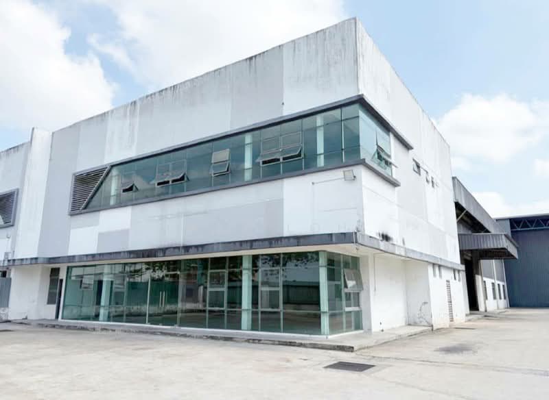 Semi-D Factory for Rent in Pekan Nanas (Johor) - Max Loh - Exterior - PropertyGuru.com.my