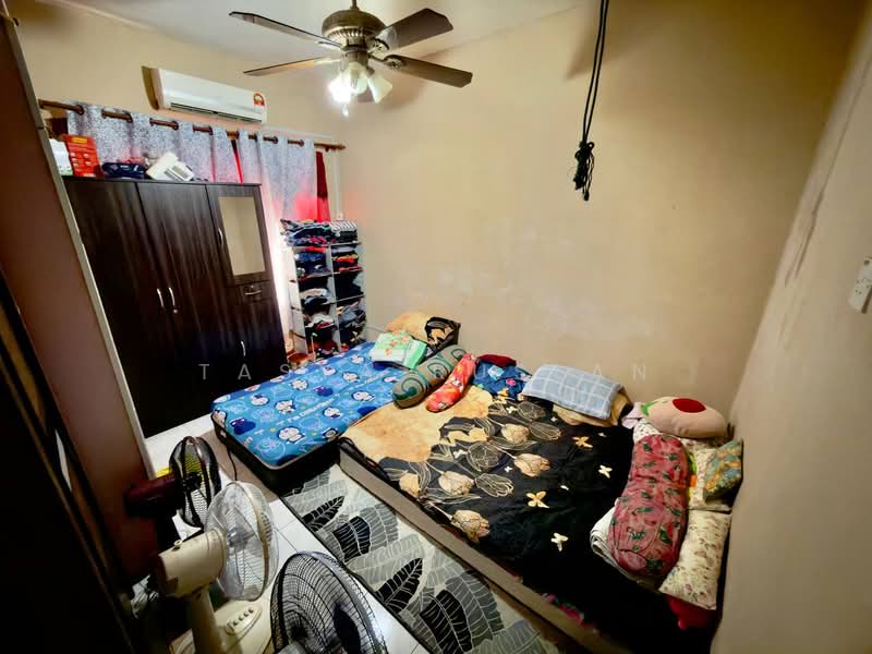 Pangsapuri untuk Dijual di Sutera Apartment - Tasya Ruslan - Bedroom - PropertyGuru.com.my