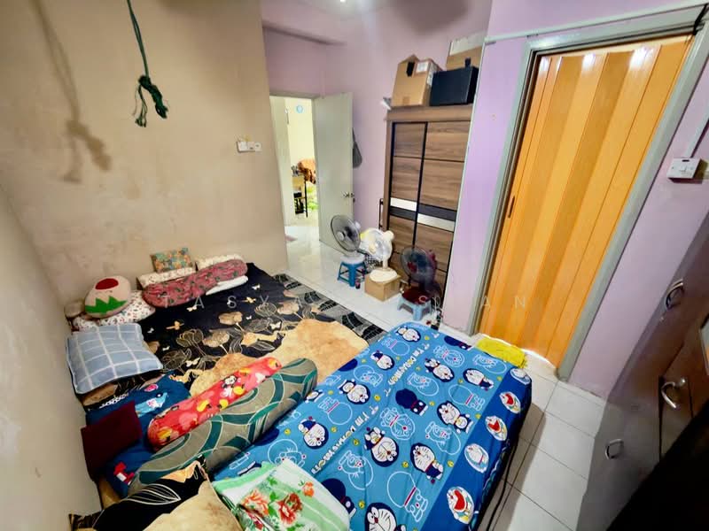 Pangsapuri untuk Dijual di Sutera Apartment - Tasya Ruslan - Bedroom - PropertyGuru.com.my