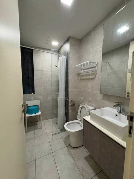 Service Residence for Rent at Millerz Square Serviced Residence - Roman Yap - Bathroom - PropertyGuru.com.my