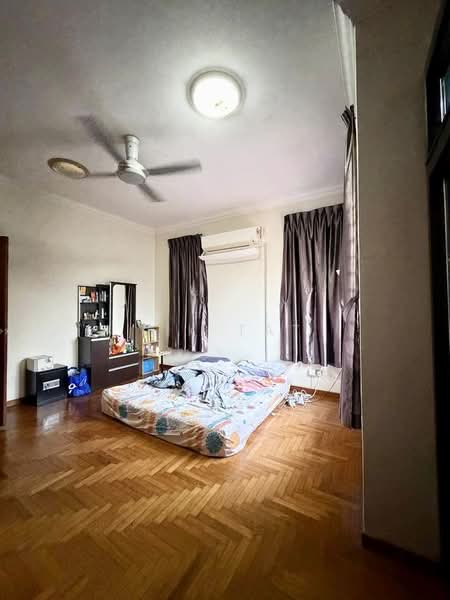 Cluster House for Sale in Taman Gaya (Ulu Tiram) - Yik Tat - Bedroom - PropertyGuru.com.my