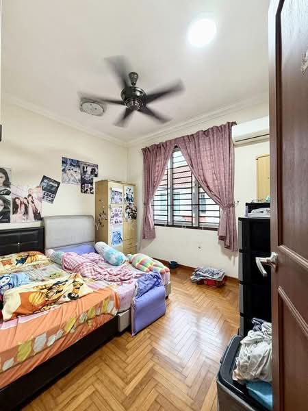 Cluster House for Sale in Taman Gaya (Ulu Tiram) - Yik Tat - PropertyGuru.com.my