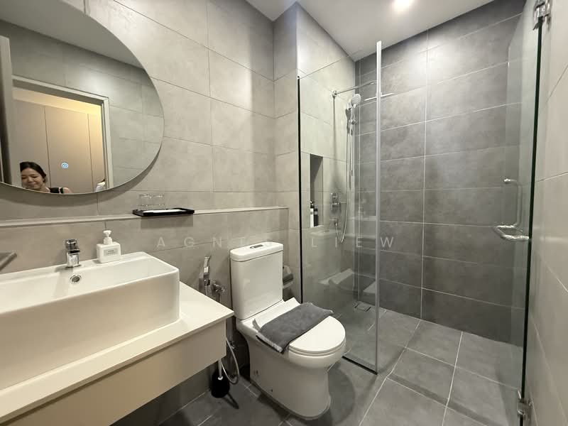 Servis Apartment untuk Dijual di SWNK Houze @ BBCC - Agnes Liew - Bathroom - PropertyGuru.com.my