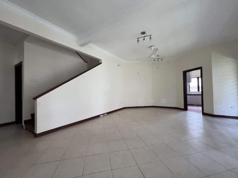 Rumah Berkembar untuk Dijual di Alam Damai (Cheras) - Elly Chong - Living Room - PropertyGuru.com.my