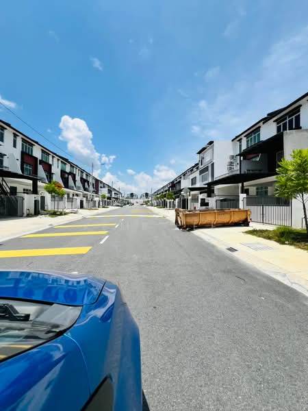 Rumah Teres untuk Disewa di Taman Kundang Jaya (Rawang) - Kemp Lee - Exterior - PropertyGuru.com.my