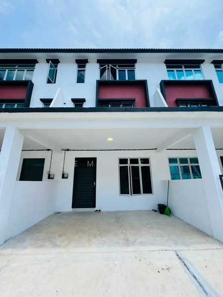 Rumah Teres untuk Disewa di Taman Kundang Jaya (Rawang) - Kemp Lee - Exterior - PropertyGuru.com.my