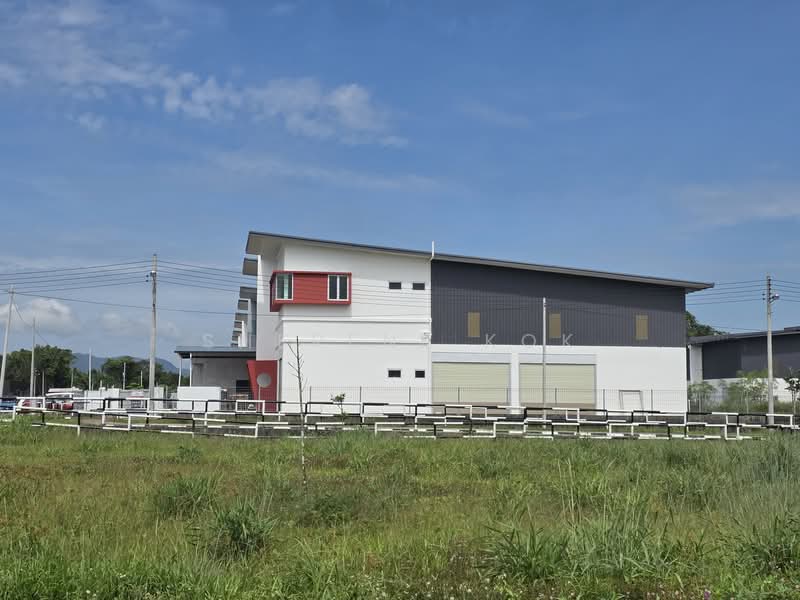 Semi-D Factory for Sale in Kuching (Sarawak) - Sherene Kok - Exterior - PropertyGuru.com.my