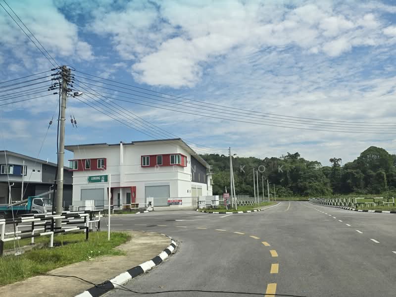 Semi-D Factory for Sale in Kuching (Sarawak) - Sherene Kok - Exterior - PropertyGuru.com.my