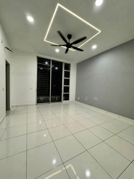Rumah Teres 2 Tingkat untuk Dijual di Setia Eco Gardens (Gelang Patah) - Julie Yew - Living Room - PropertyGuru.com.my
