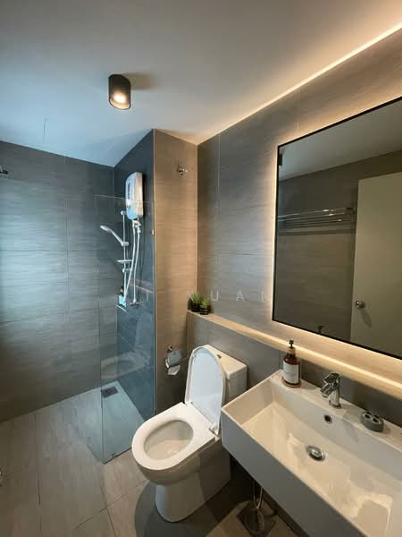 Service Residence for Rent at Maya Bay Residences @ Gamuda Cove - Yi Xuan - Bathroom - PropertyGuru.com.my