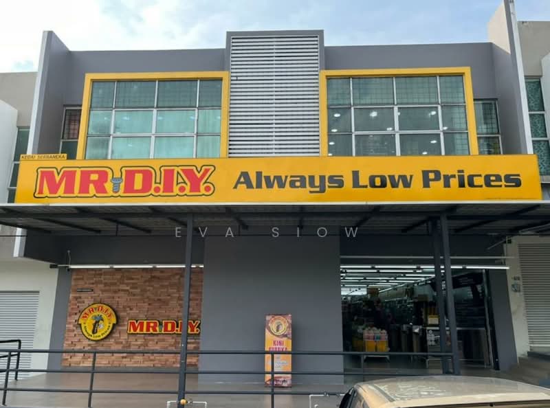 Shop for Rent in Pusat Perdagangan Kempas (Tampoi) - Eva Siow - Exterior - PropertyGuru.com.my