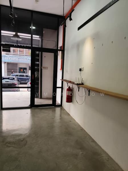 Shop / Office for Rent in Taman Mount Austin (Tebrau) - Raymond Low - Entrance - PropertyGuru.com.my