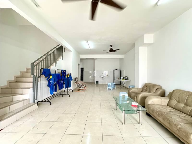 Rumah Teres 2 Tingkat untuk Dijual di Setia Ecohill (Semenyih) - Nana Cheah - Living Room - PropertyGuru.com.my