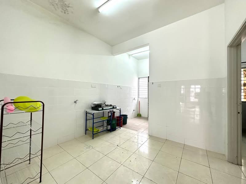Rumah Teres 2 Tingkat untuk Dijual di Setia Ecohill (Semenyih) - Nana Cheah - Kitchen - PropertyGuru.com.my