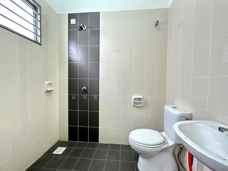 Rumah Teres 2 Tingkat untuk Dijual di Setia Ecohill (Semenyih) - Nana Cheah - Bathroom - PropertyGuru.com.my