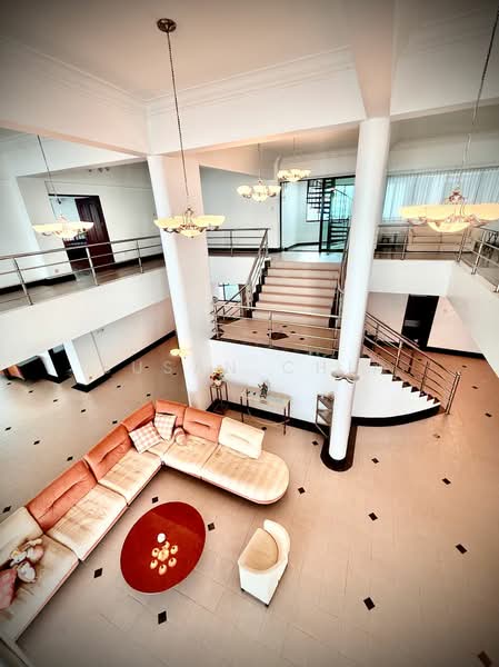 Kondominium untuk Dijual di Silverton Condominium - Susan Chia - Living Room - PropertyGuru.com.my