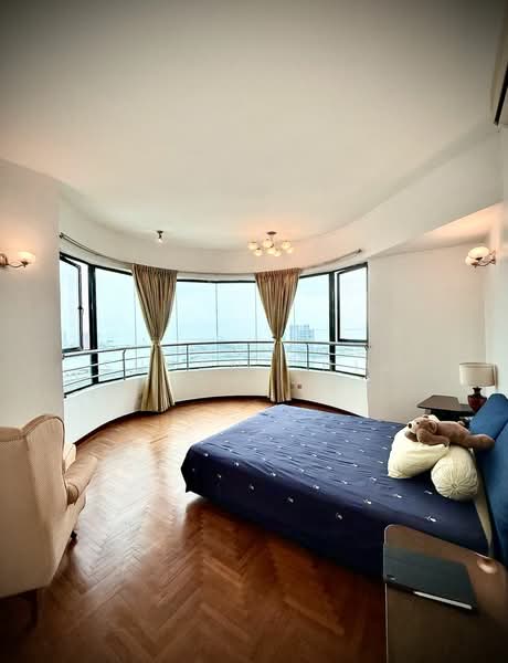 Kondominium untuk Dijual di Silverton Condominium - Susan Chia - Bedroom - PropertyGuru.com.my