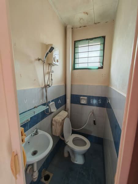 2-storey Terraced House for Sale in Taman Bestari Indah (Ulu Tiram) - Venkat Desh - Bathroom - PropertyGuru.com.my