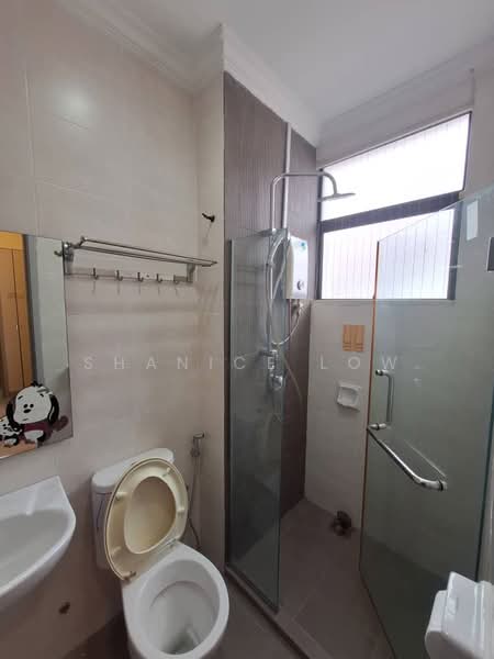 2-storey Terraced House for Sale in Bandar Puteri Puchong (Puchong) - Shanice Low - Bathroom - PropertyGuru.com.my