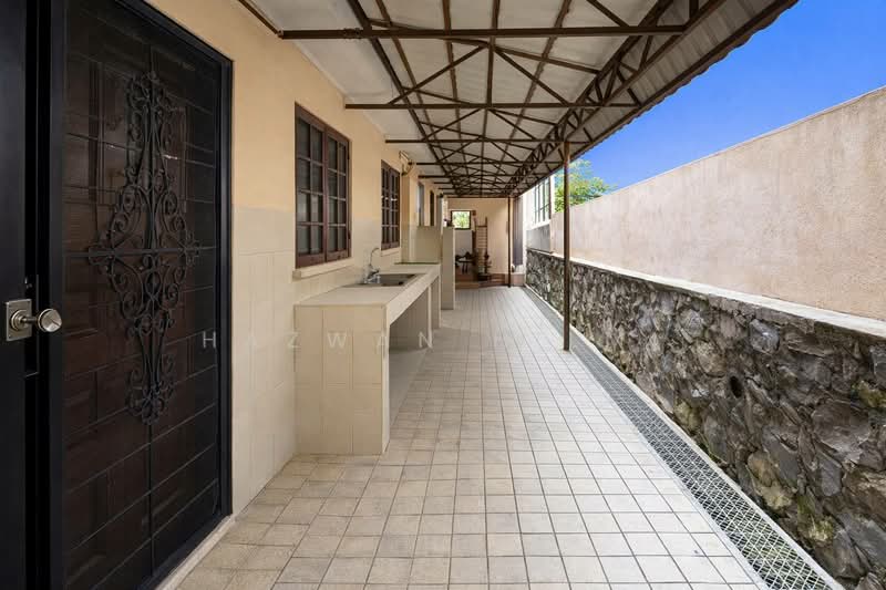 Rumah Berkembar untuk Dijual di Taman Tun Dr Ismail (Kuala Lumpur) - Hazwan Hilmi - Exterior - PropertyGuru.com.my