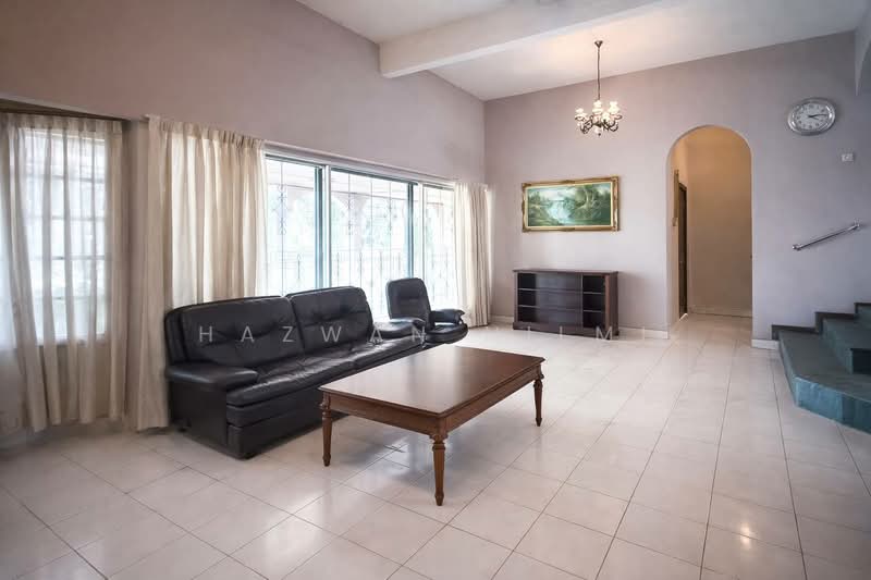 Rumah Berkembar untuk Dijual di Taman Tun Dr Ismail (Kuala Lumpur) - Hazwan Hilmi - Living Room - PropertyGuru.com.my