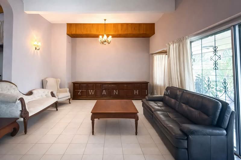 Rumah Berkembar untuk Dijual di Taman Tun Dr Ismail (Kuala Lumpur) - Hazwan Hilmi - Living Room - PropertyGuru.com.my