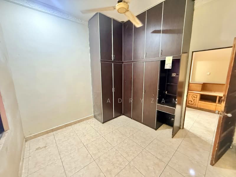 1-storey Terraced House for Sale in Kawasan 6, Taman Gembira Baru (Klang) - Mohd Adryzam - Interior - PropertyGuru.com.my