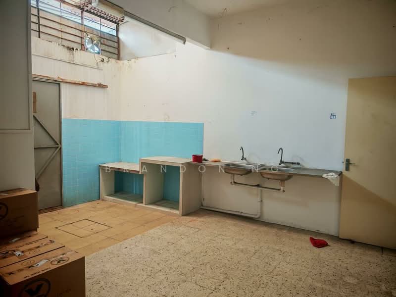 Rumah Teres 2 Tingkat untuk Disewa di Jelutong (Penang) - Brandon Ng - Kitchen - PropertyGuru.com.my