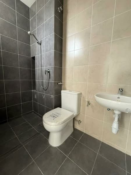 2-storey Terraced House for Sale in Iskandar Puteri (Nusajaya) (Johor) - Eva Siow - Bathroom - PropertyGuru.com.my