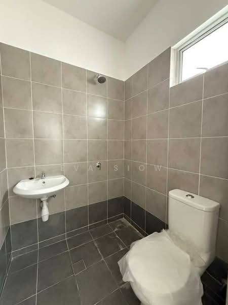 2-storey Terraced House for Sale in Iskandar Puteri (Nusajaya) (Johor) - Eva Siow - Bathroom - PropertyGuru.com.my