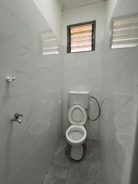 Rumah Teres 2 Tingkat untuk Dijual di Bandar Putra (Kulai) - Win Lim - Bathroom - PropertyGuru.com.my