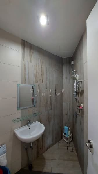 Servis Apartment untuk Dijual di Arte S - Millie Chew - Bathroom - PropertyGuru.com.my