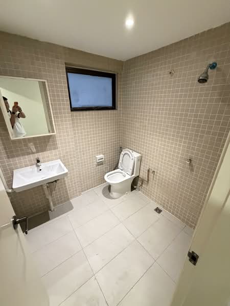 Kondominium untuk Disewa di UBN Apartment - Winson Tay - Bathroom - PropertyGuru.com.my