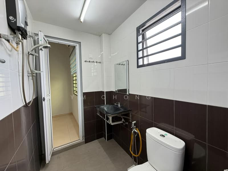 2-storey Terraced House for Rent in Batu Berendam (Melaka) - YM Chong - Bathroom - PropertyGuru.com.my