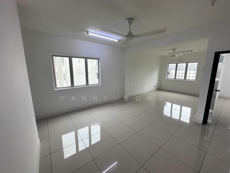 Pangsapuri untuk Disewa di 125 Rich Residence - Danny Wong - Living Room - PropertyGuru.com.my