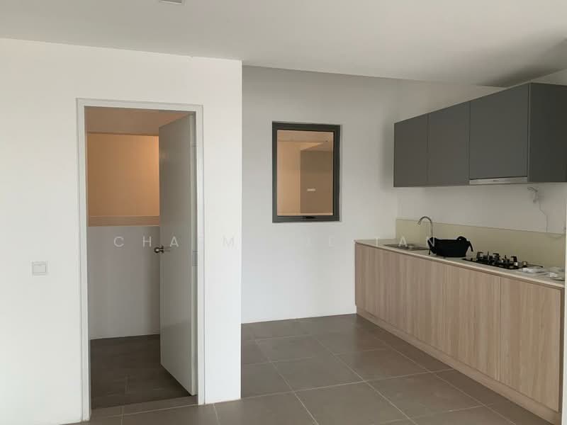 Servis Apartment untuk Dijual di Suite Enesta - Charmaine Tan - Kitchen - PropertyGuru.com.my