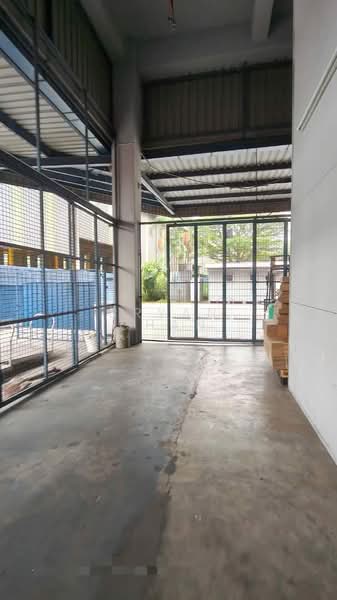 Detached Factory for Rent in Taman Perindustrian Puchong Utama (Seksyen 2) (Puchong) - Bryan Chan - Exterior - PropertyGuru.com.my