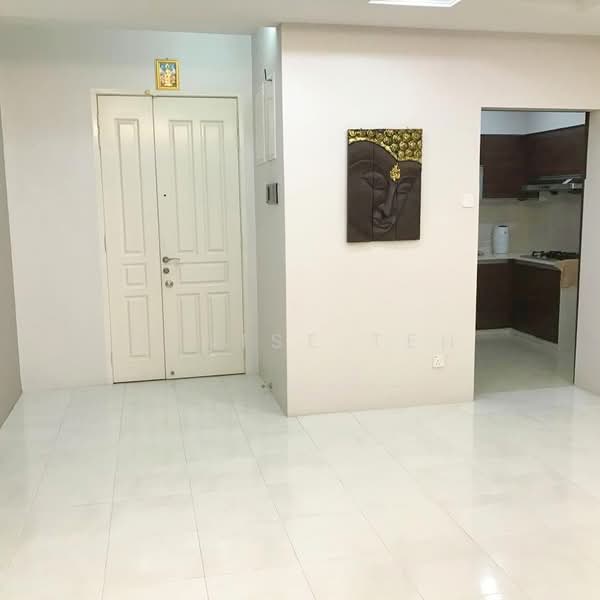 Kondominium untuk Disewa di Bayswater Resort Condominium - Denise Teh - Entrance - PropertyGuru.com.my