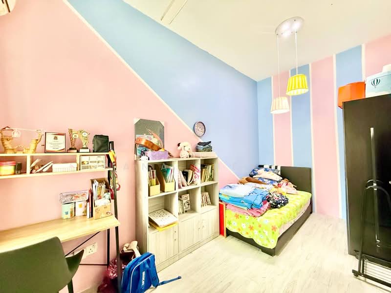 Townhouse for Sale in Taman Kantan Permai (Kajang) - Nana Cheah - Bedroom - PropertyGuru.com.my