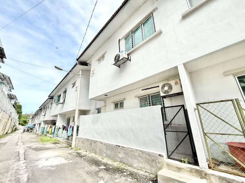 Townhouse for Sale in Taman Kantan Permai (Kajang) - Nana Cheah - Exterior - PropertyGuru.com.my
