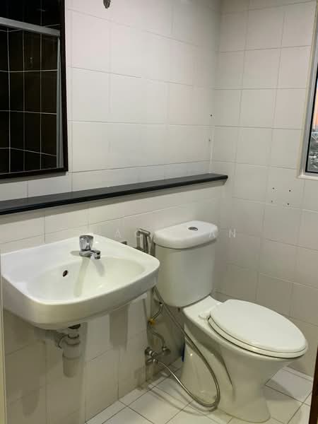 Condominium for Rent at The Tamarind - Grace Tan - Bathroom - PropertyGuru.com.my