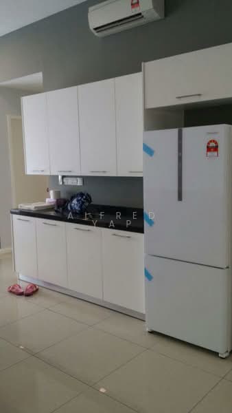 Condominium for Rent at The WaterEdge (Pinggiran Air) - Alfred Yap - Kitchen - PropertyGuru.com.my