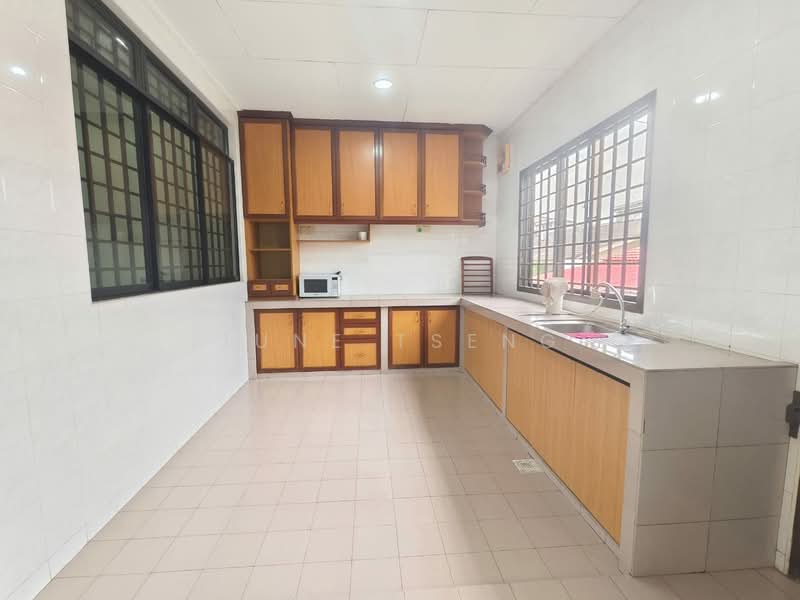 1-storey Terraced House for Rent in Taman Pelangi (Johor Bahru) - June Tseng - PropertyGuru.com.my
