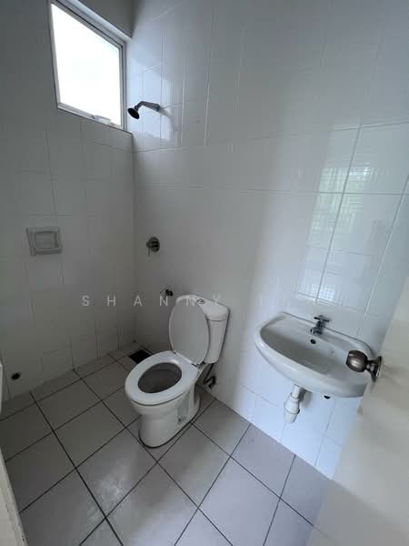 Semi-Detached House for Sale in Bandar Mahkota Cheras (Cheras) - Shanny Tan - Bathroom - PropertyGuru.com.my