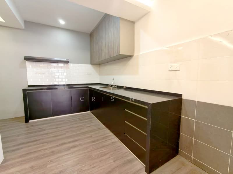 Kondominium untuk Dijual di D'Piazza - Cris Ng - Kitchen - PropertyGuru.com.my