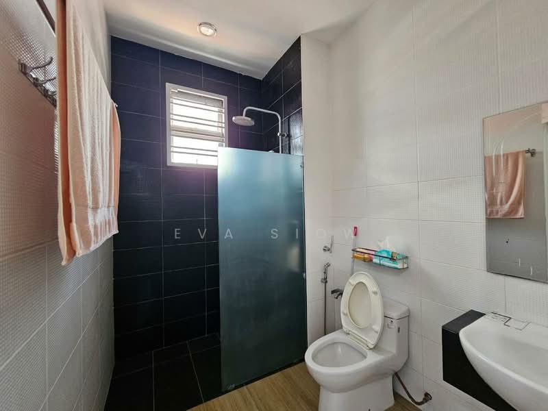 Rumah Teres 2 Tingkat untuk Dijual di Taman Nusa Indah (Iskandar Puteri (Nusajaya)) - Eva Siow - Bathroom - PropertyGuru.com.my