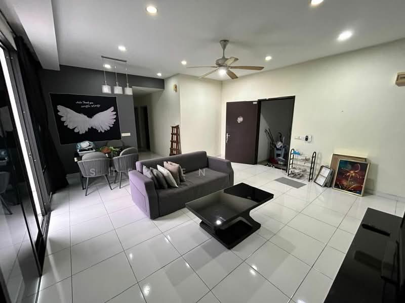 Servis Apartment untuk Disewa di The Sky Executive Suites - Shereen Wong - Living Room - PropertyGuru.com.my