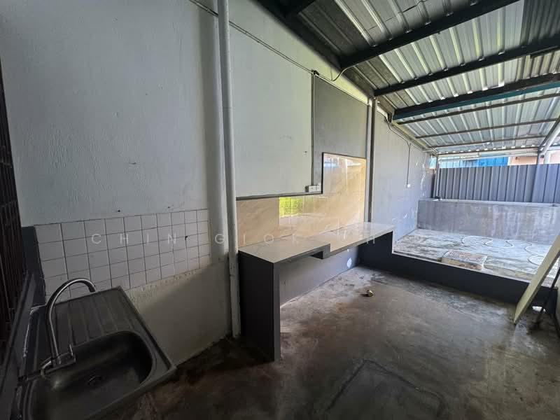 Rumah Berkembar untuk Dijual di Kota Kinabalu (Sabah) - Chin Giok Ching - Kitchen - PropertyGuru.com.my