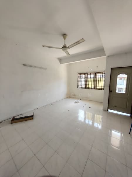 Rumah Teres 2.5 Tingkat untuk Disewa di Lahat (Perak) - Khiew Jackson - Interior - PropertyGuru.com.my